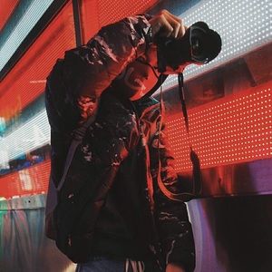 Meet your Posher, Neil jem